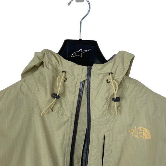 North Face Women's Rain Coat Size SP - Picture 3 of 4